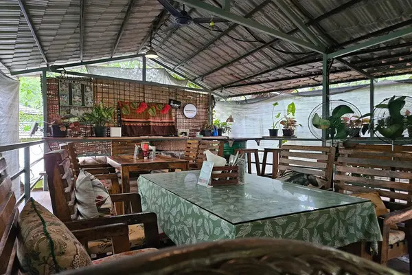 Jack Fruit Tree Cafe & Tavern