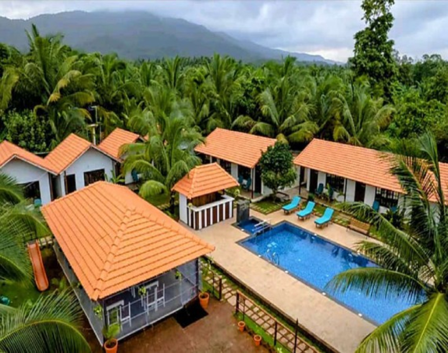 DhanRainS Moon Light Retreat Cottages