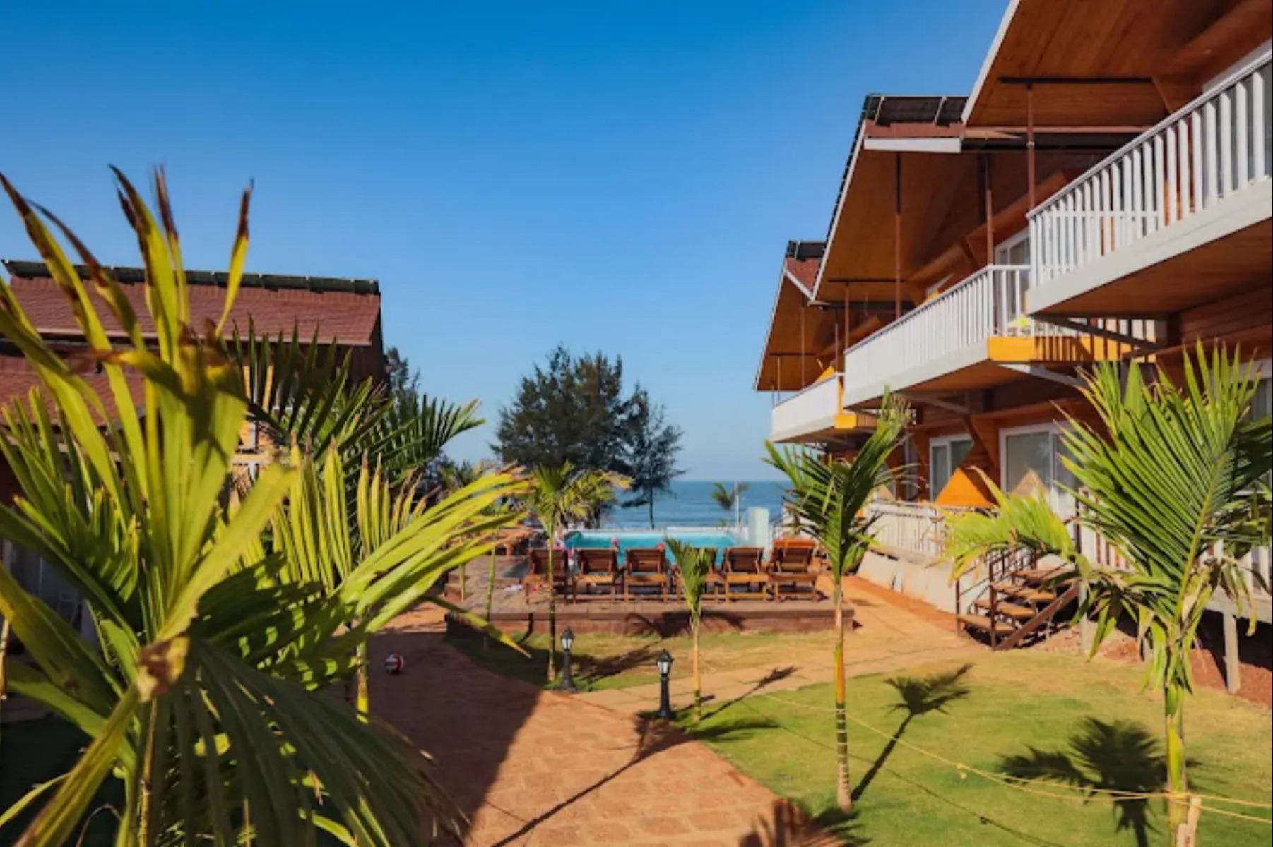 DALLAS BEACH RESORT