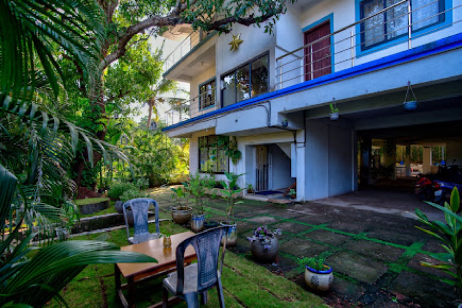 Del Hostel