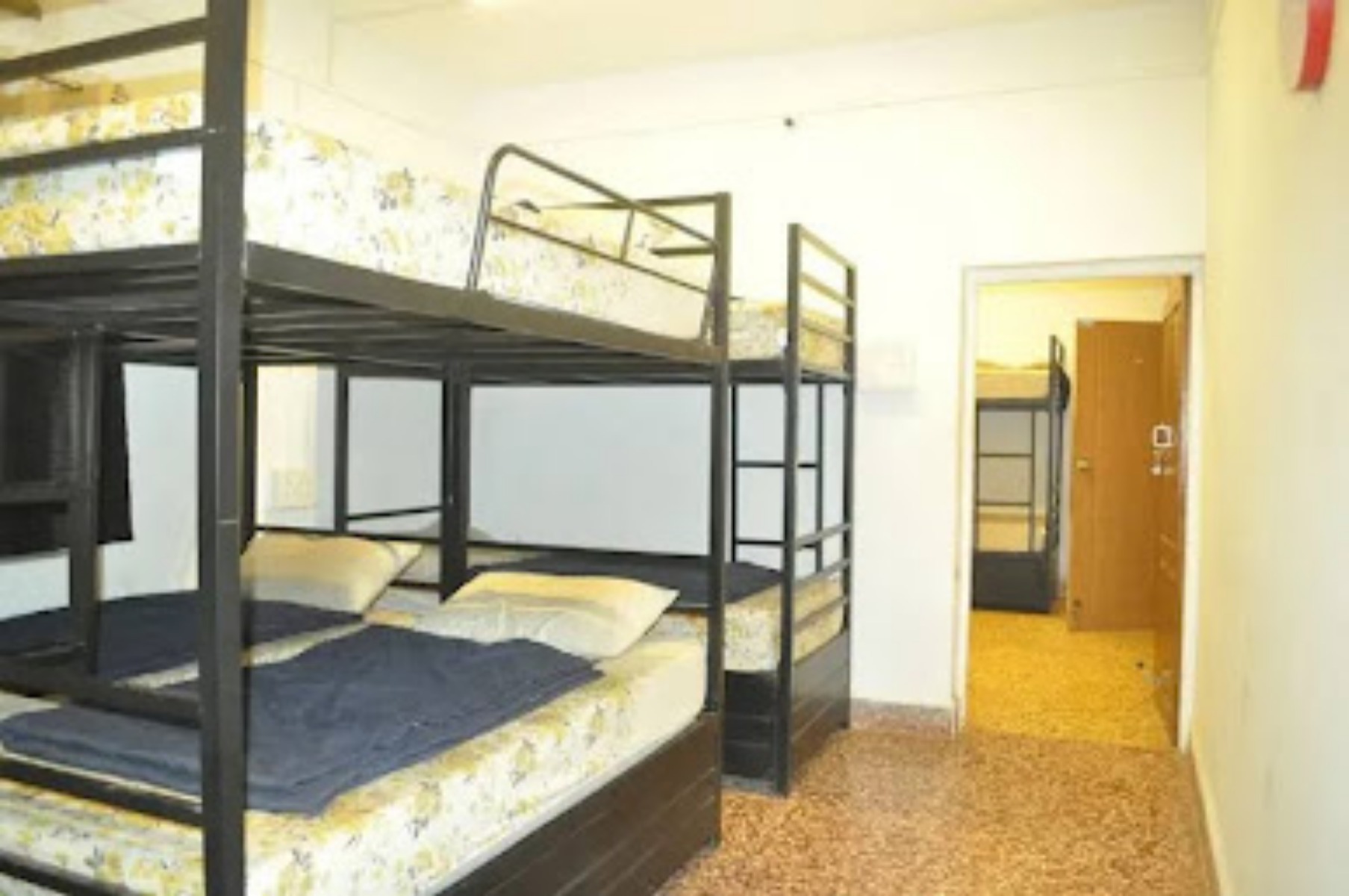 Kites Rooms and Hostel Goa