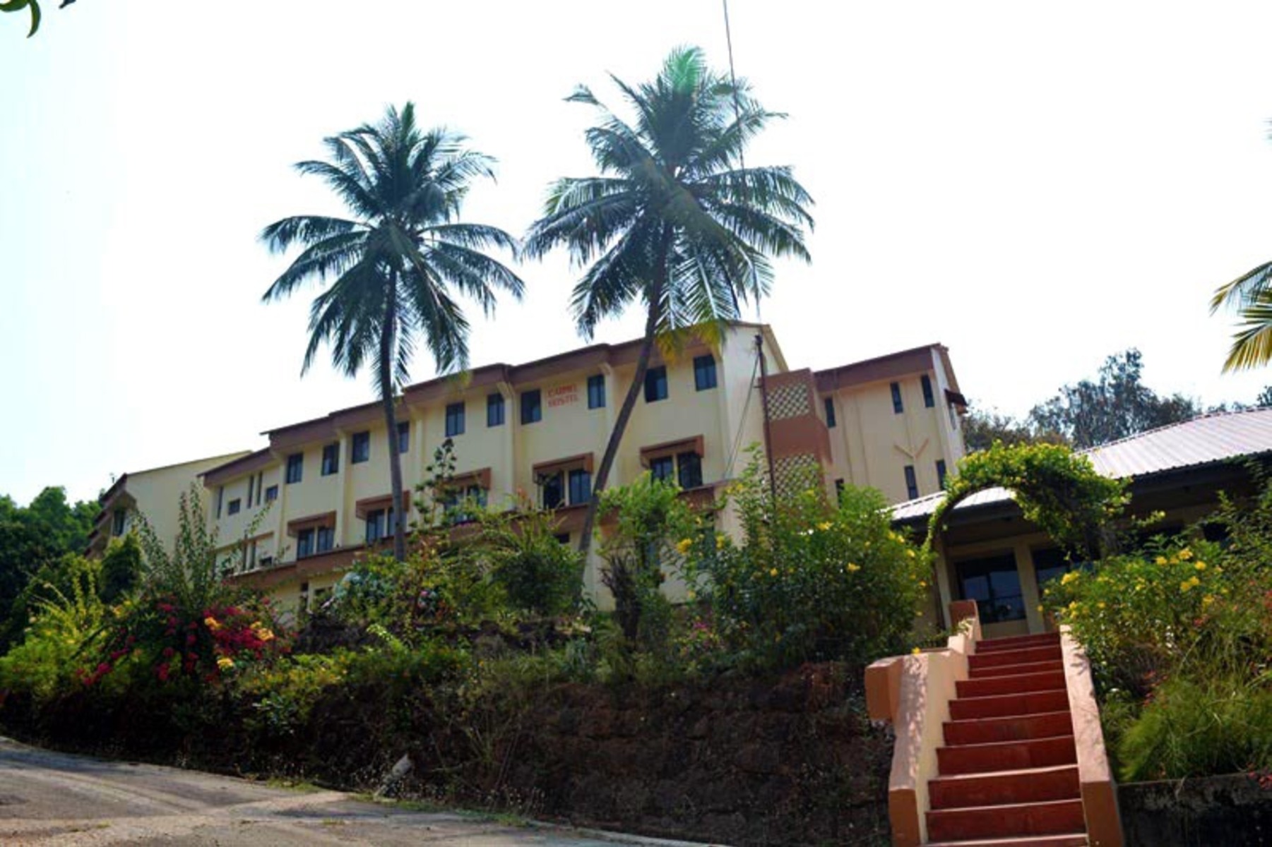 Carmel Hostel For Girls